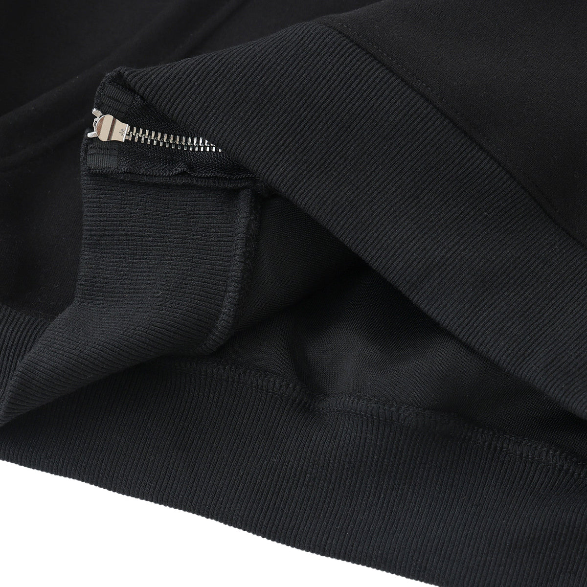 #color_Black